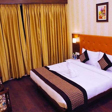 Hotel Citi Inn Grande Zirakpur Ngoại thất bức ảnh