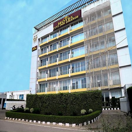 Hotel Citi Inn Grande Zirakpur Ngoại thất bức ảnh