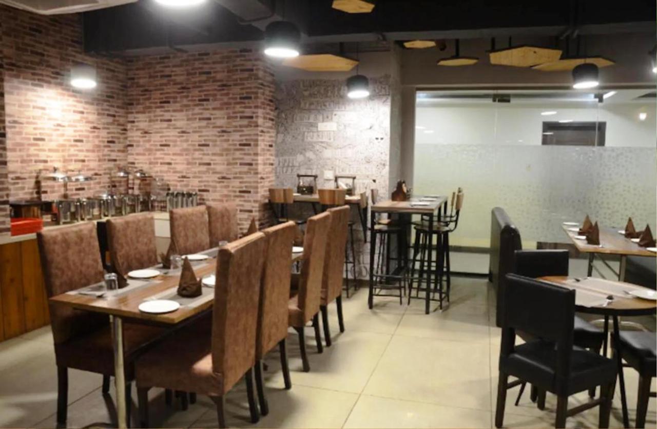 Hotel Citi Inn Grande Zirakpur Ngoại thất bức ảnh