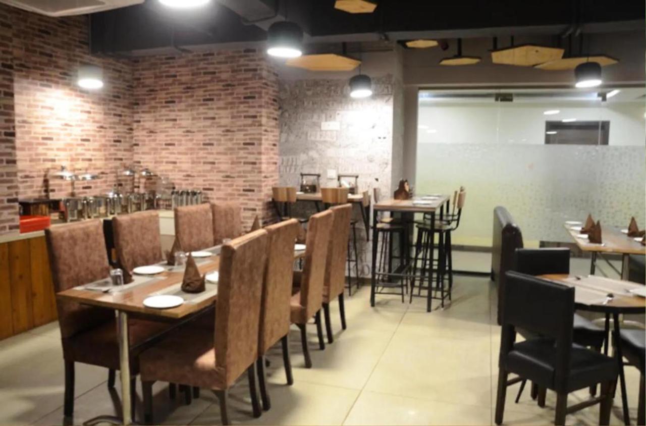 Hotel Citi Inn Grande Zirakpur Ngoại thất bức ảnh